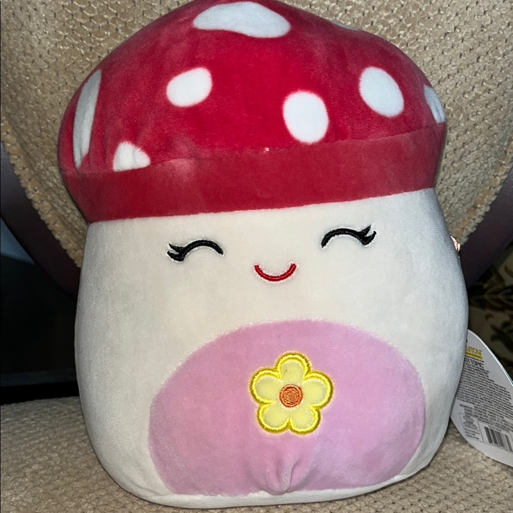🍄 Squishmallows Malcolm the Mushroom with Yellow Flower! NWT HTF 8” from 2021
